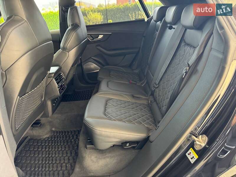 Внедорожник / Кроссовер Audi RS Q8 2021 в Львове