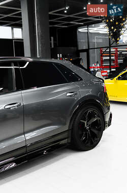Внедорожник / Кроссовер Audi RS Q8 2020 в 