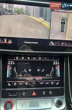 Внедорожник / Кроссовер Audi RS Q8 2020 в 