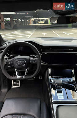 Внедорожник / Кроссовер Audi RS Q8 2020 в 