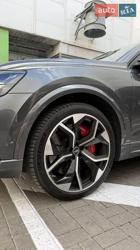 Внедорожник / Кроссовер Audi RS Q8 2020 в Киеве