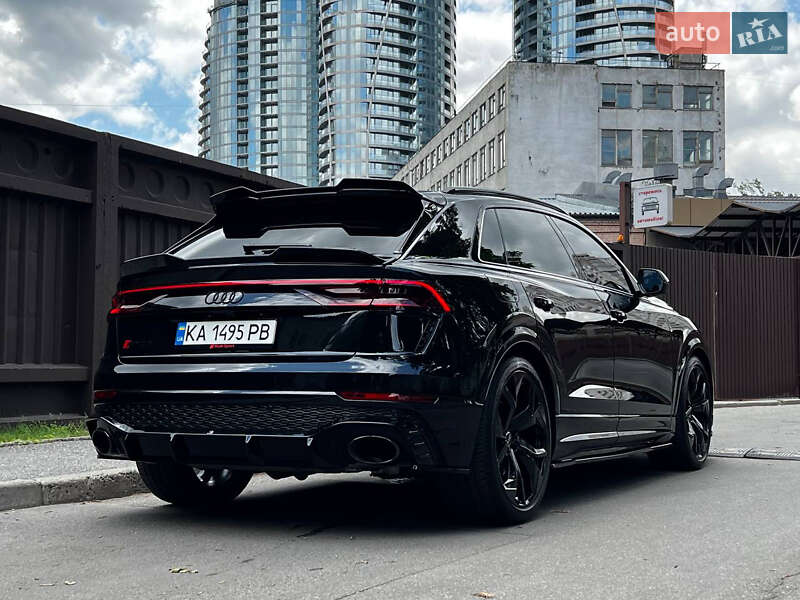 Внедорожник / Кроссовер Audi RS Q8 2023 в Киеве