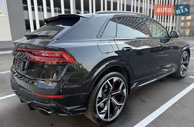 Внедорожник / Кроссовер Audi RS Q8 2023 в 
