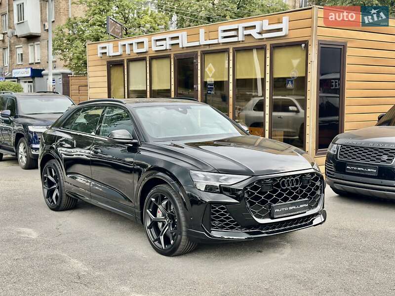 Внедорожник / Кроссовер Audi RS Q8 2025 в 