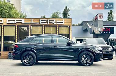 Внедорожник / Кроссовер Audi RS Q8 2025 в 