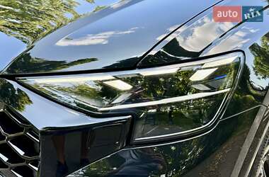 Позашляховик / Кросовер Audi RS Q8 2025 в 