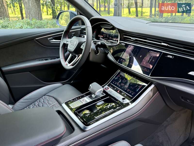 Внедорожник / Кроссовер Audi RS Q8 2025 в Киеве