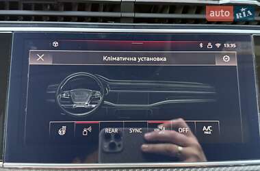 Позашляховик / Кросовер Audi RS Q8 2025 в 