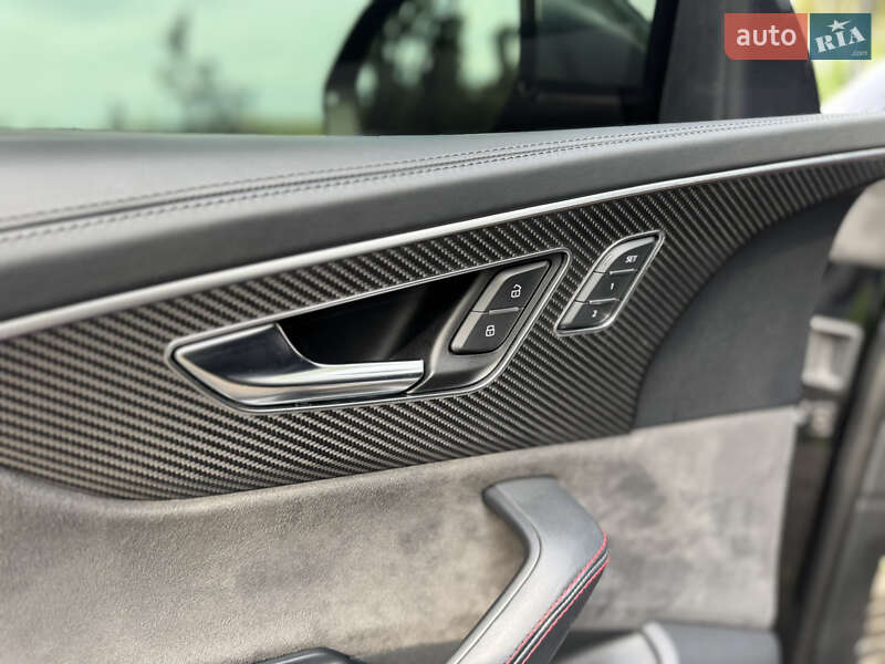 Внедорожник / Кроссовер Audi RS Q8 2021 в Киеве