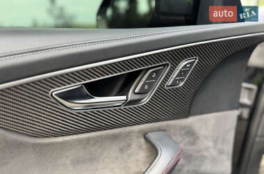 Внедорожник / Кроссовер Audi RS Q8 2021 в 