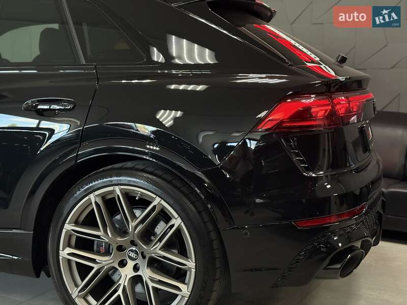 Внедорожник / Кроссовер Audi RS Q8 2024 в Тернополе