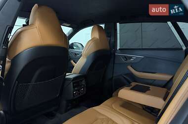Внедорожник / Кроссовер Audi RS Q8 2024 в 