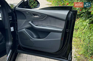 Внедорожник / Кроссовер Audi RS Q8 2023 в 