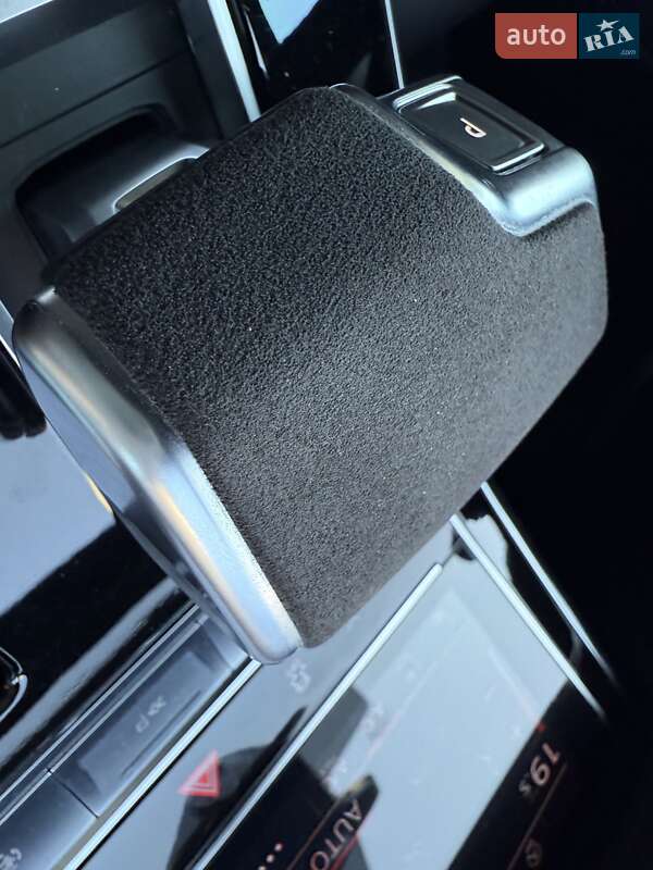 Позашляховик / Кросовер Audi RS Q8 2023 в Києві