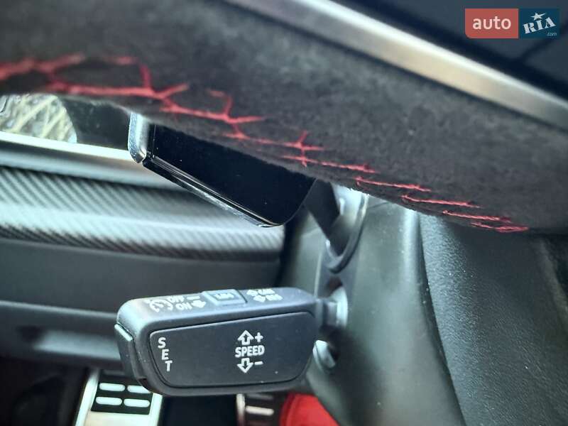 Позашляховик / Кросовер Audi RS Q8 2023 в Києві