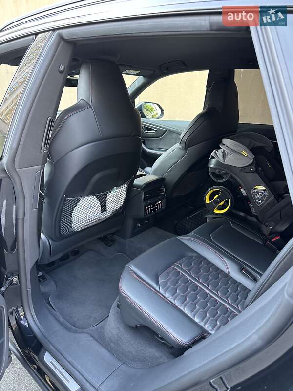Внедорожник / Кроссовер Audi RS Q8 2021 в Киеве фото 27 Внедорожник / Кроссовер Audi RS Q8 2021 в Киеве
