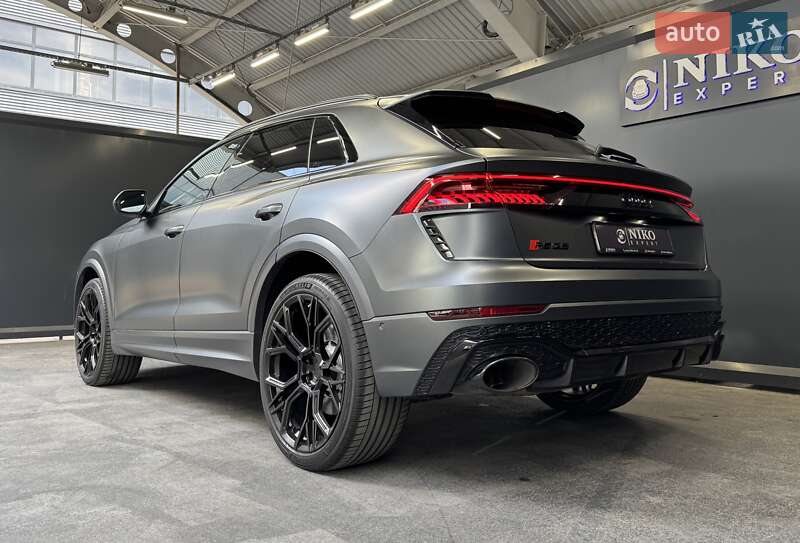 Позашляховик / Кросовер Audi RS Q8 2021 в Києві