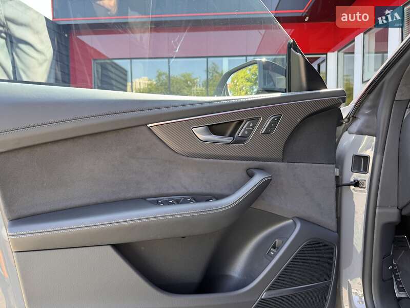 Позашляховик / Кросовер Audi RS Q8 2023 в Одесі