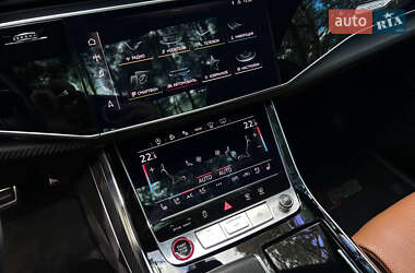Позашляховик / Кросовер Audi RS Q8 2021 в 
