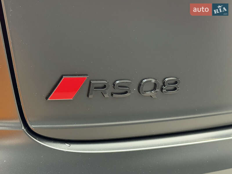 Внедорожник / Кроссовер Audi RS Q8 2024 в Киеве