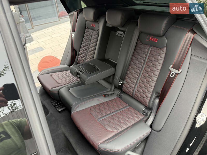 Внедорожник / Кроссовер Audi RS Q8 2024 в Киеве