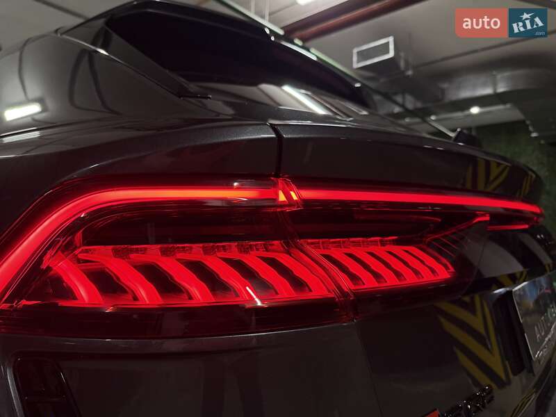Позашляховик / Кросовер Audi RS Q8 2020 в Києві