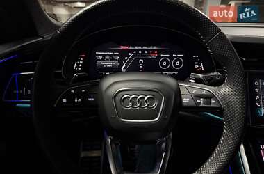 Позашляховик / Кросовер Audi RS Q8 2020 в 
