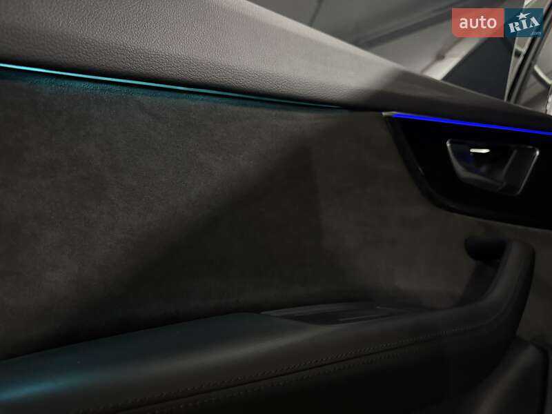 Позашляховик / Кросовер Audi RS Q8 2020 в Києві