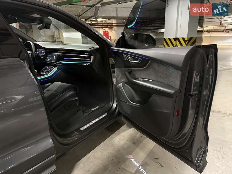 Позашляховик / Кросовер Audi RS Q8 2020 в Києві