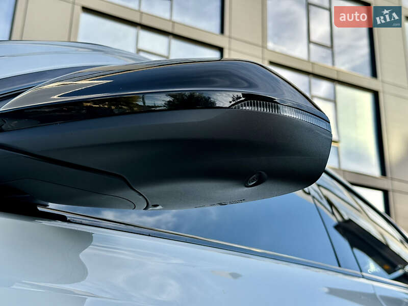 Позашляховик / Кросовер Audi RS Q8 2021 в Львові