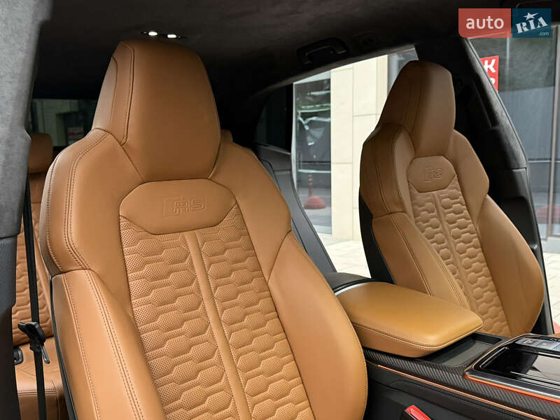 Позашляховик / Кросовер Audi RS Q8 2020 в Києві