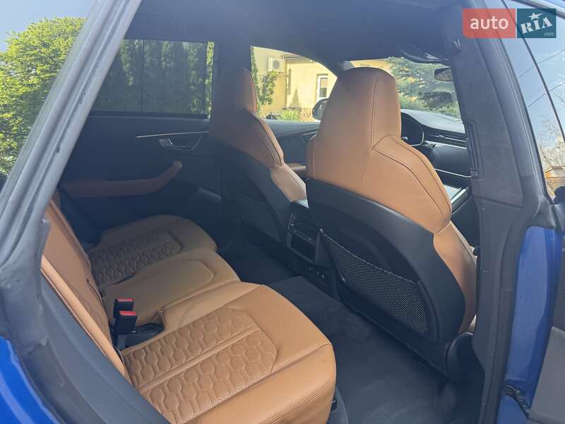Внедорожник / Кроссовер Audi RS Q8 2020 в Киеве