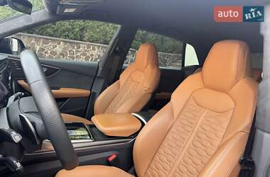 Внедорожник / Кроссовер Audi RS Q8 2020 в 