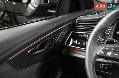 Позашляховик / Кросовер Audi RS Q8 2023 в 