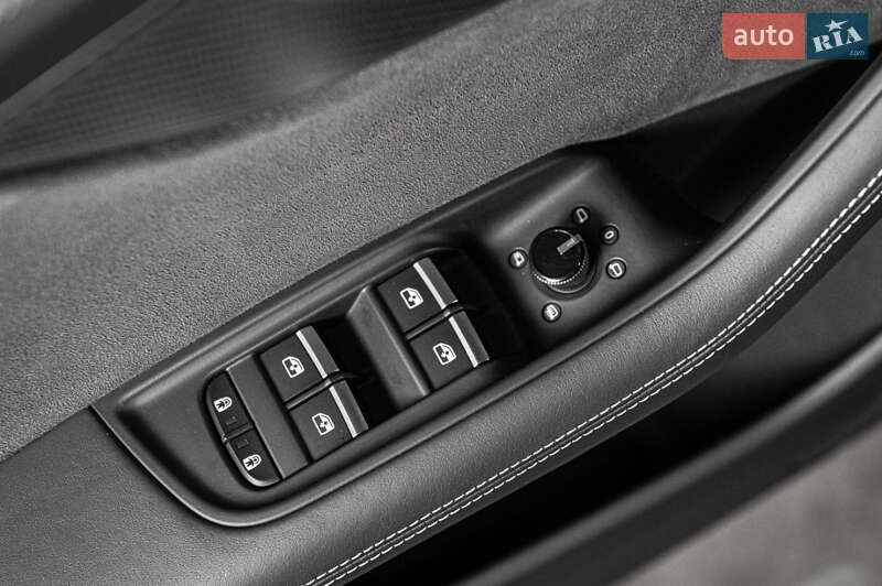 Позашляховик / Кросовер Audi RS Q8 2023 в Одесі