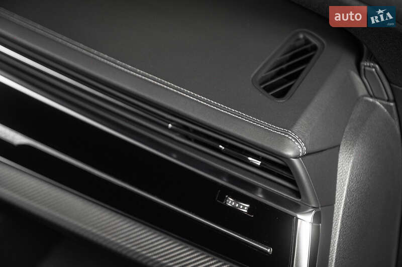 Позашляховик / Кросовер Audi RS Q8 2023 в Одесі