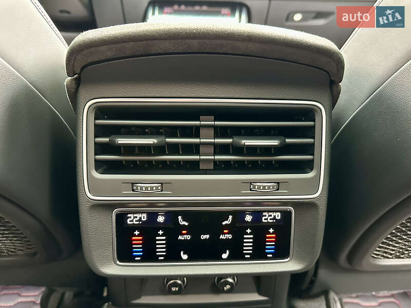 Внедорожник / Кроссовер Audi RS Q8 2020 в Киеве фото 64 Внедорожник / Кроссовер Audi RS Q8 2020 в Киеве