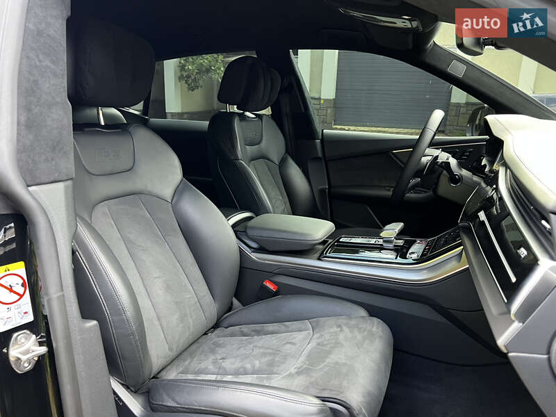 Позашляховик / Кросовер Audi RS Q8 2023 в Києві