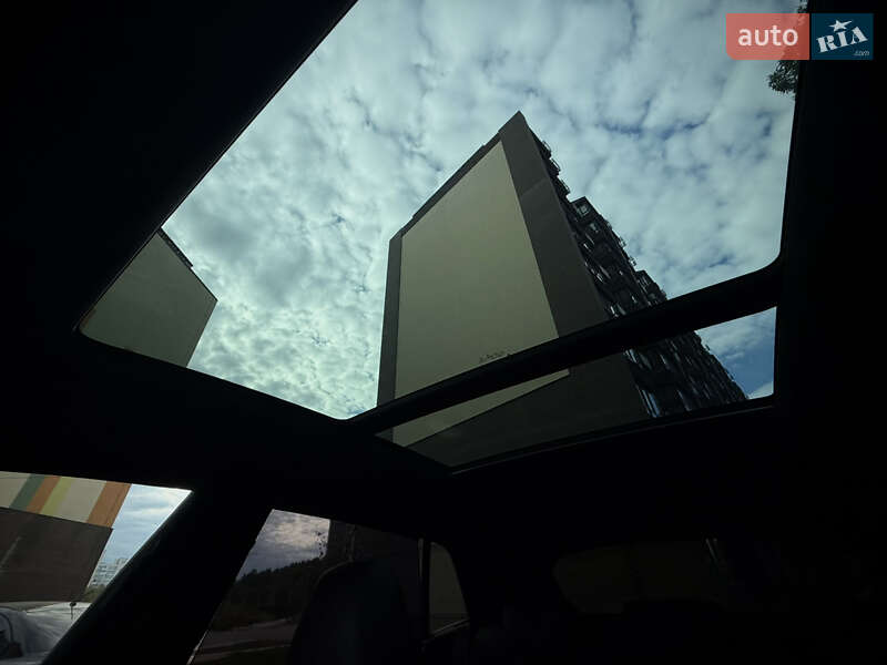 Внедорожник / Кроссовер Audi RS Q8 2021 в Чернигове