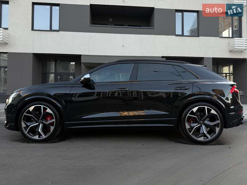 Позашляховик / Кросовер Audi RS Q8 2023 в Києві