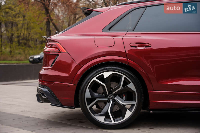 Внедорожник / Кроссовер Audi RS Q8 2020 в Киеве