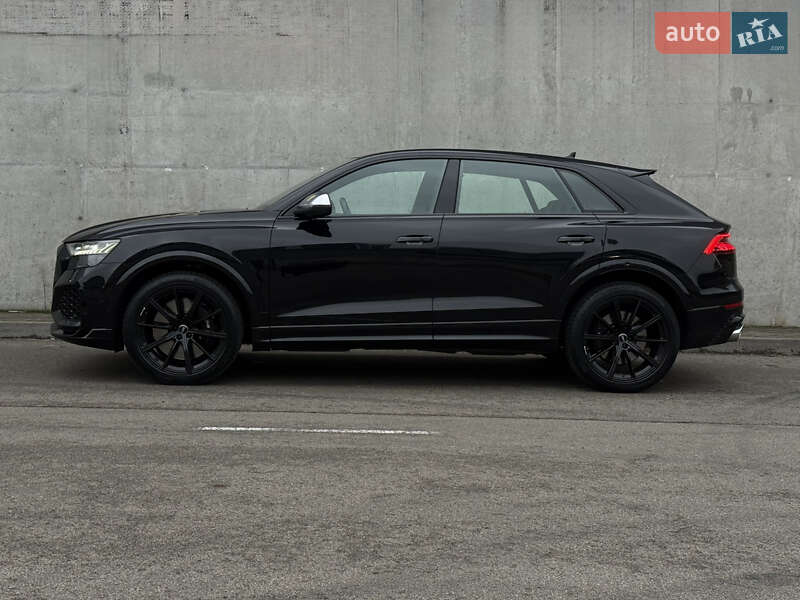Внедорожник / Кроссовер Audi RS Q8 2020 в Киеве