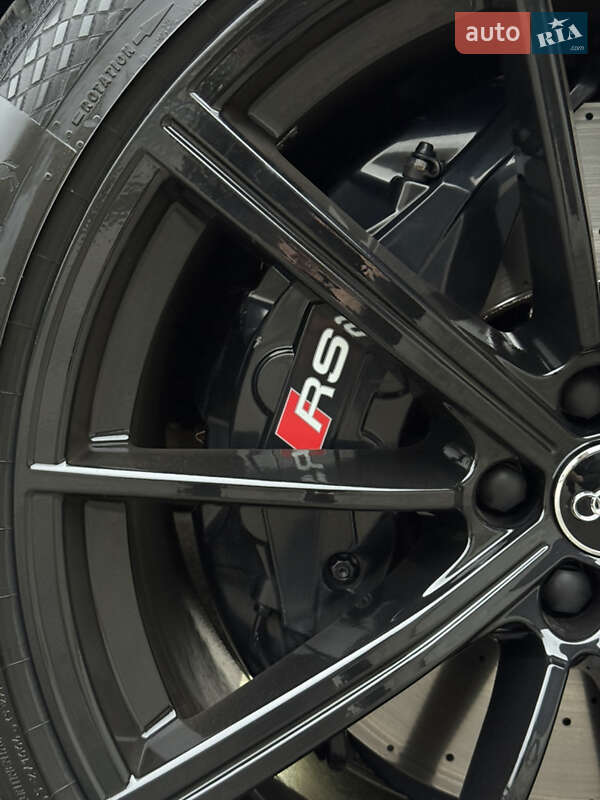 Внедорожник / Кроссовер Audi RS Q8 2020 в Киеве
