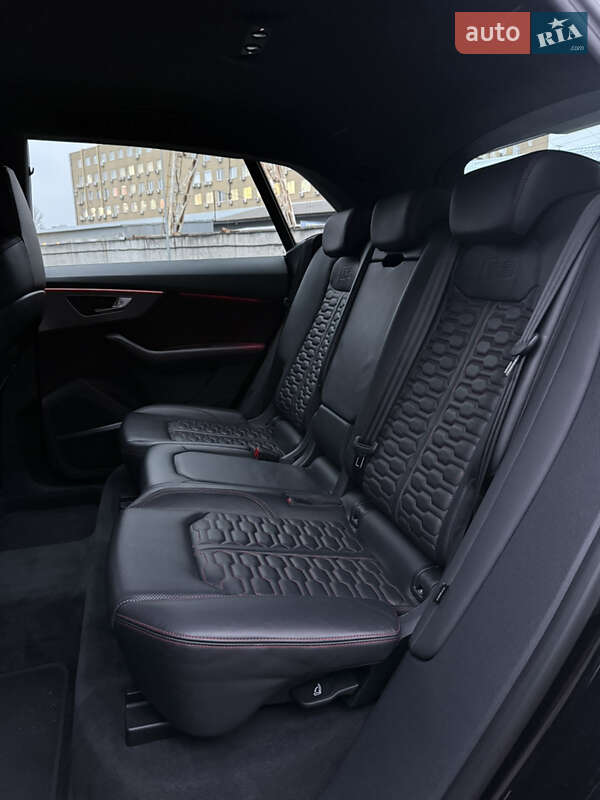 Внедорожник / Кроссовер Audi RS Q8 2020 в Киеве