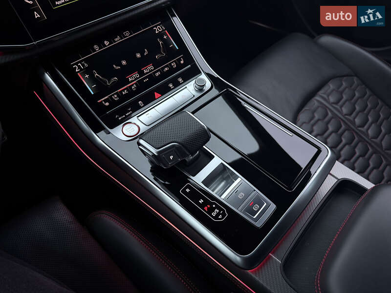 Внедорожник / Кроссовер Audi RS Q8 2020 в Киеве