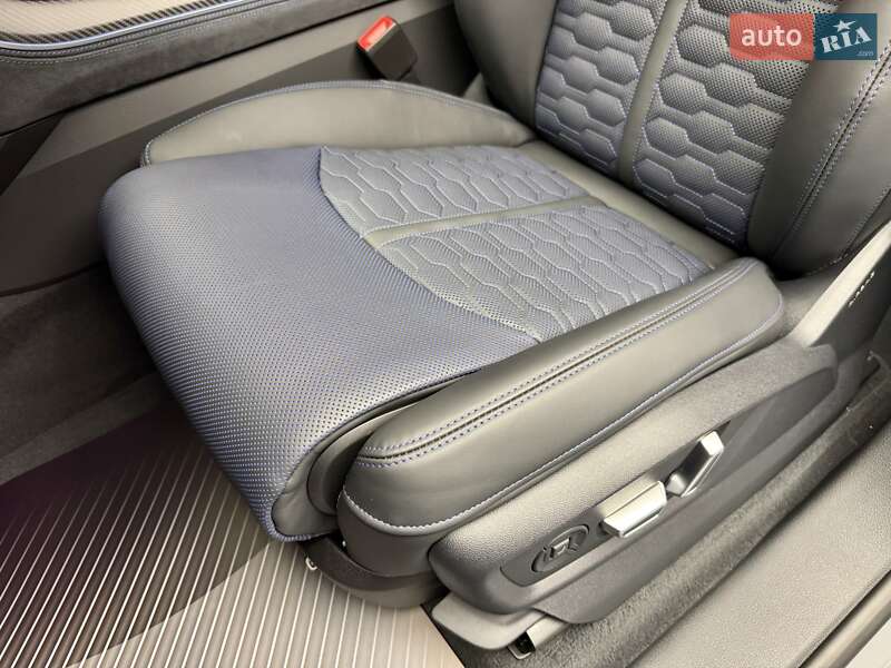 Позашляховик / Кросовер Audi RS Q8 2025 в Києві