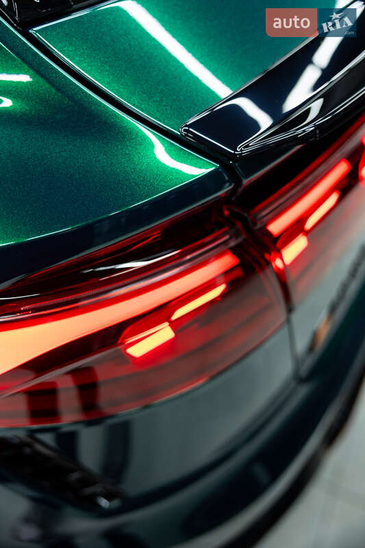 Позашляховик / Кросовер Audi RS Q8 2025 в Дніпрі фото 9 Позашляховик / Кросовер Audi RS Q8 2025 в Дніпрі