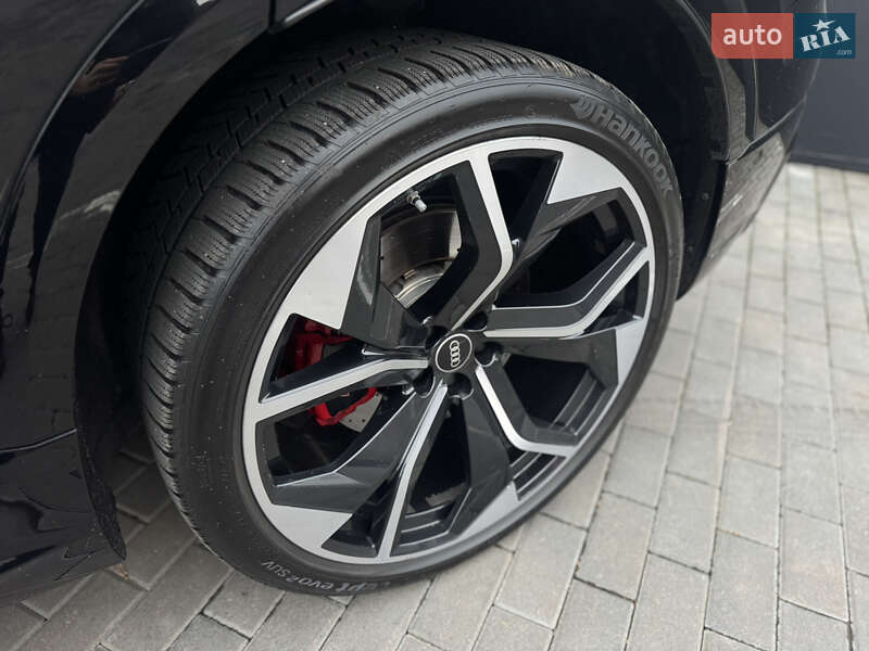 Внедорожник / Кроссовер Audi RS Q8 2021 в Киеве фото 12 Внедорожник / Кроссовер Audi RS Q8 2021 в Киеве