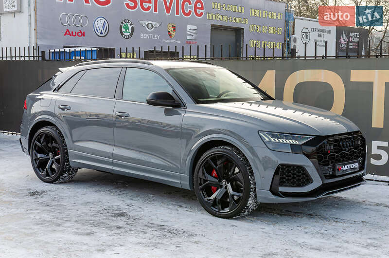 Внедорожник / Кроссовер Audi RS Q8 2023 в Киеве