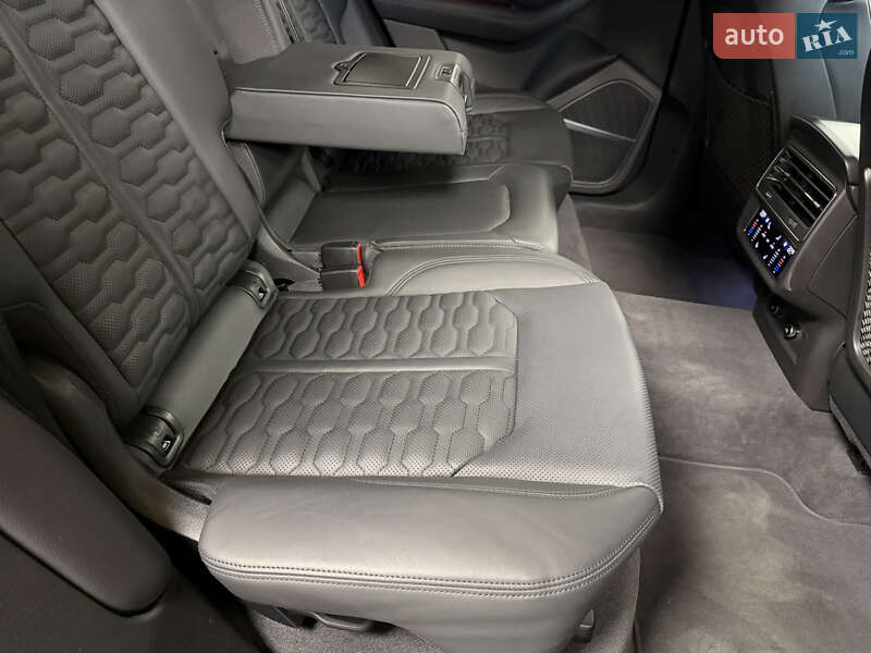 Внедорожник / Кроссовер Audi RS Q8 2023 в Киеве